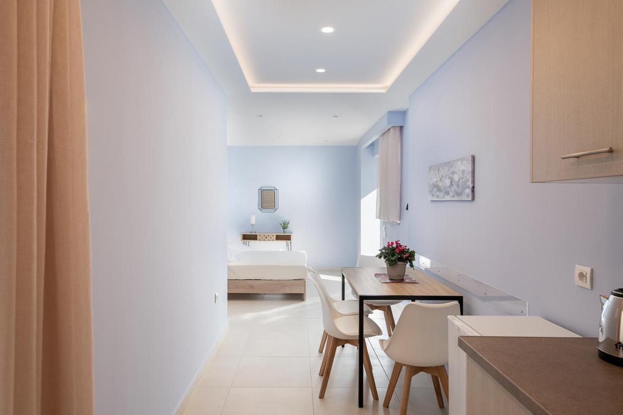 M City Apartments 100M From The Beach Ханья Экстерьер фото